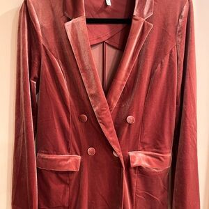 Maurice’s Dusty Pink Velvet Blazer with Tailored Silhouette, size XS